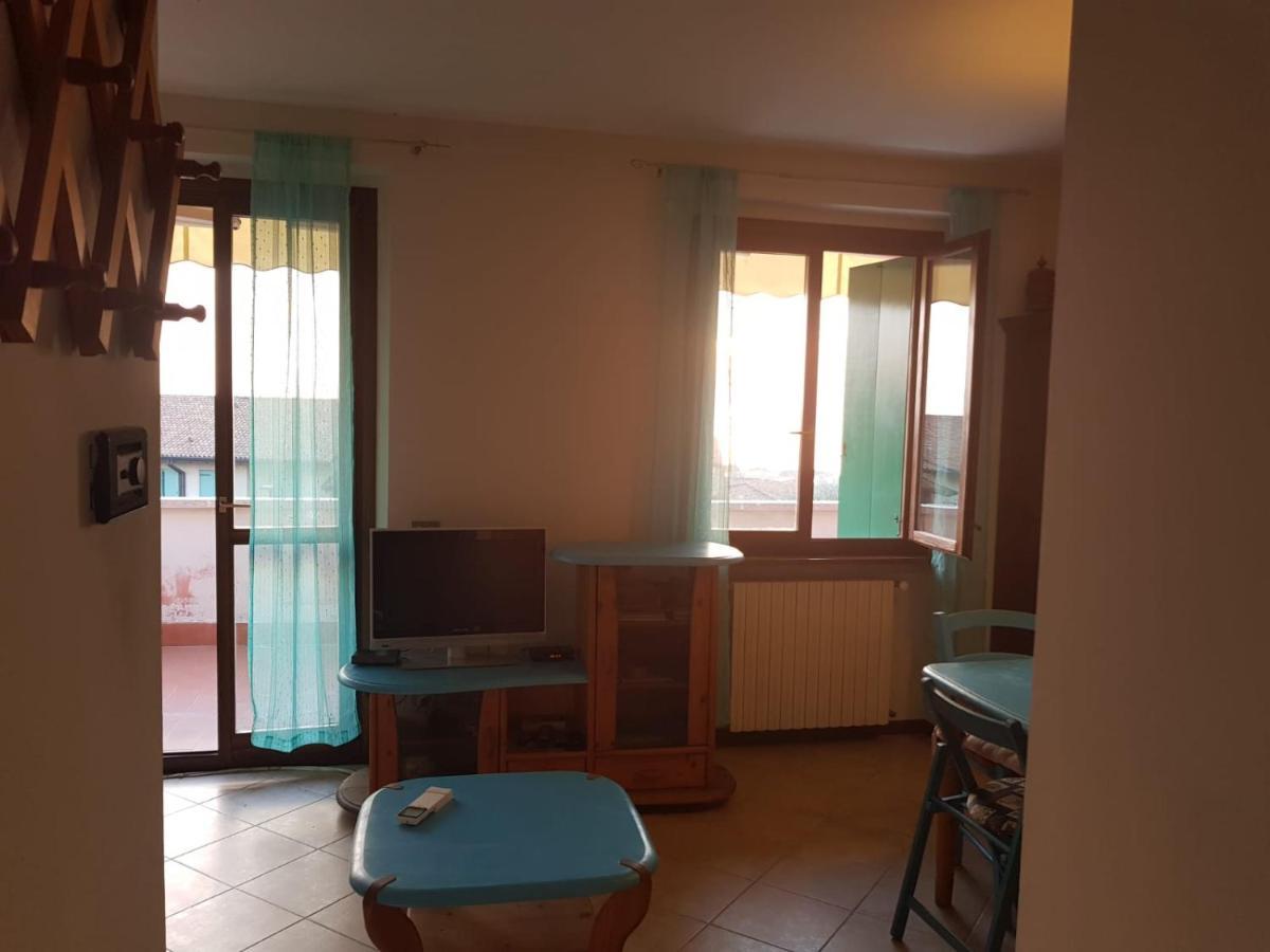 Mahatma Residence Lake View 라찌제 외부 사진